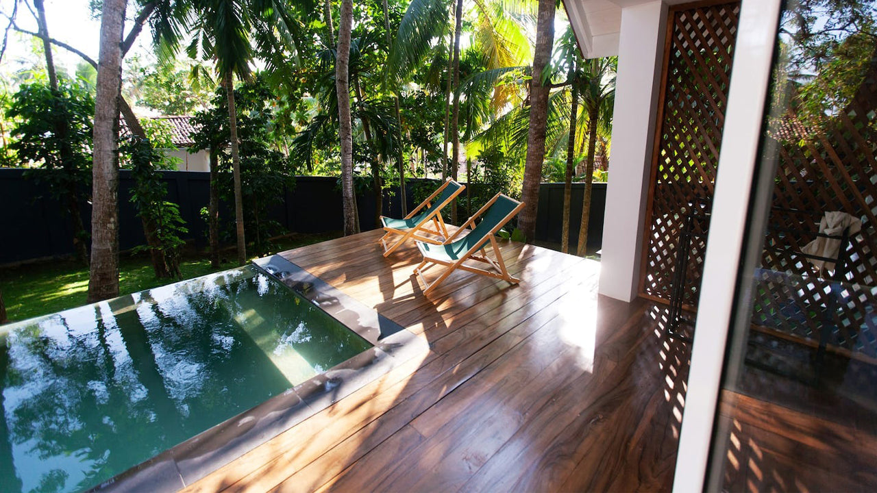 Sam & Lola’s, Hiriketiya