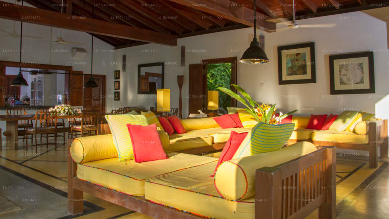 Saffrons Beach Villa, Habaraduwa