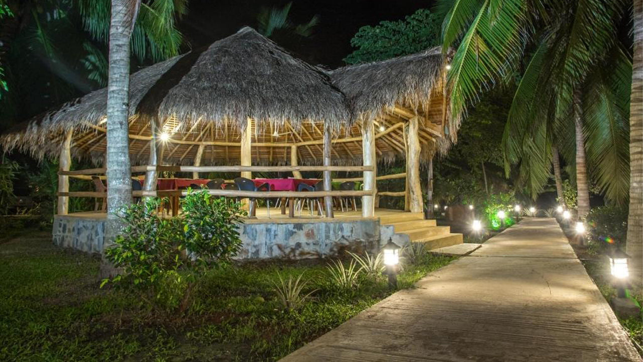 The Coconut Gardens Hotel & Restaurant, Tissamaharama