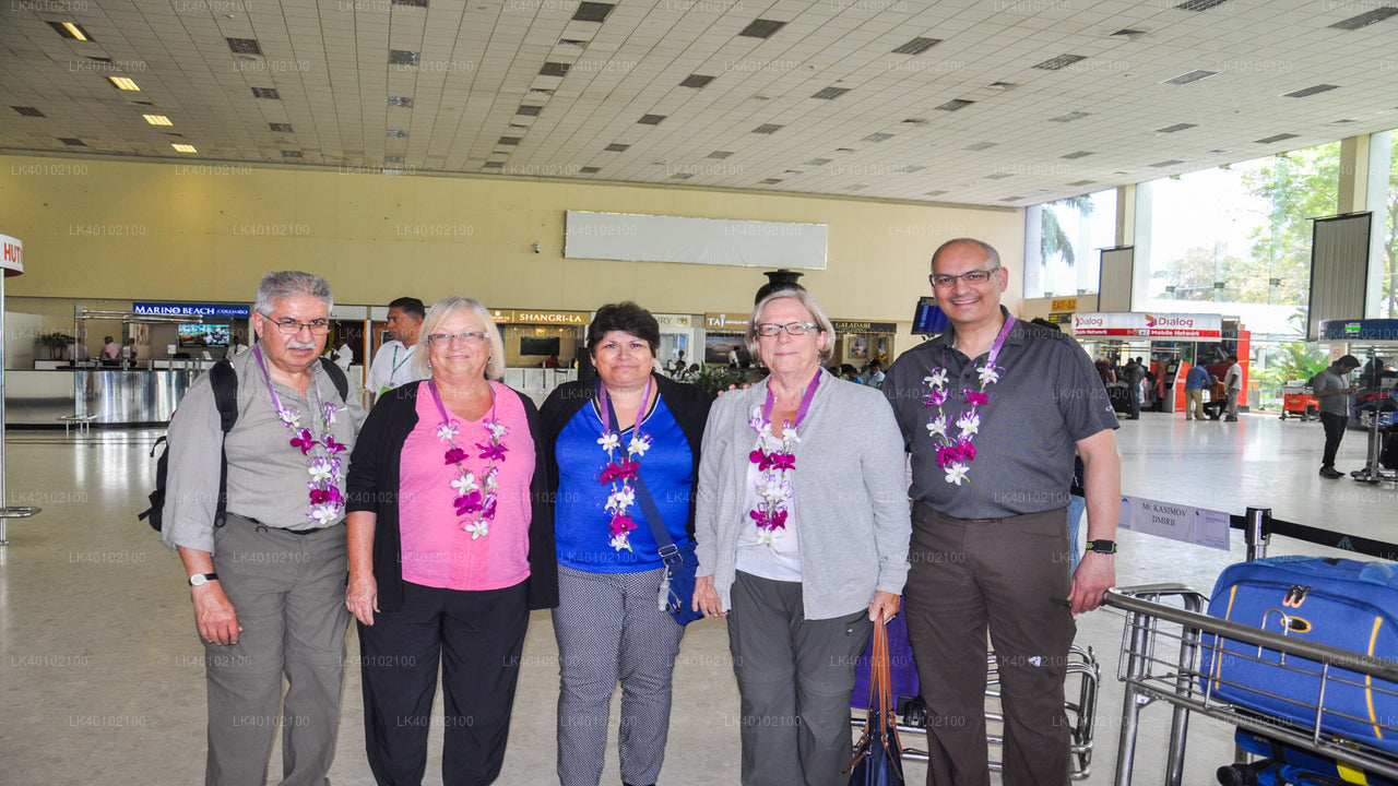 Colombo Airport (CMB) to Dikwella City Private Transfer