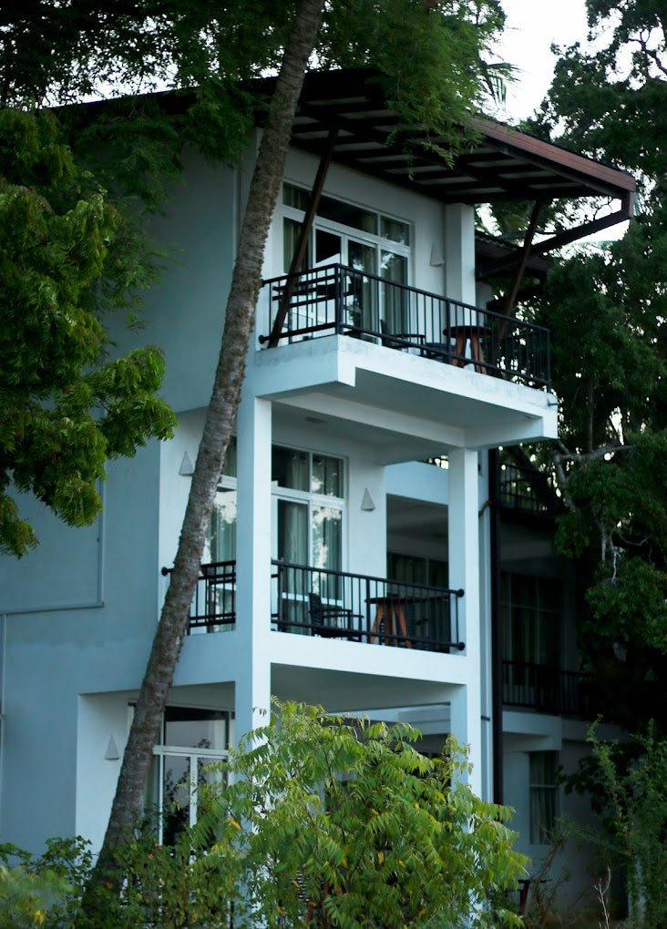 Jade Green, Hambantota