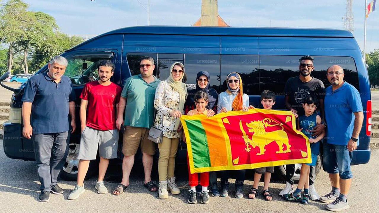 रैंडिमल हैंडलेज के साथ श्रीलंका की खोज करें