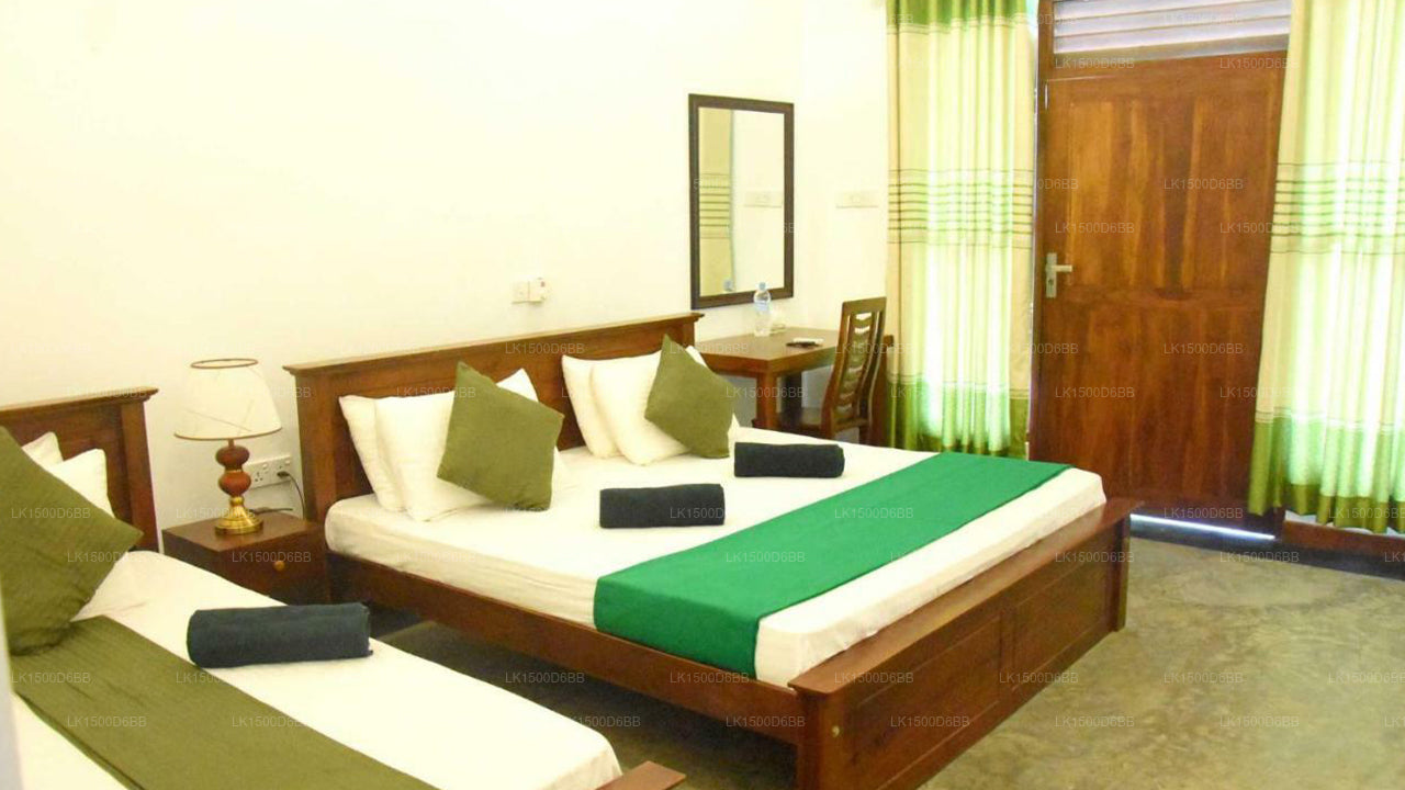 Tripna Holiday Resort, Aluthgama