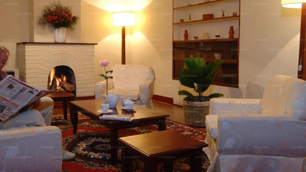 Sherwood Tea Plantation Bungalow, Haputale