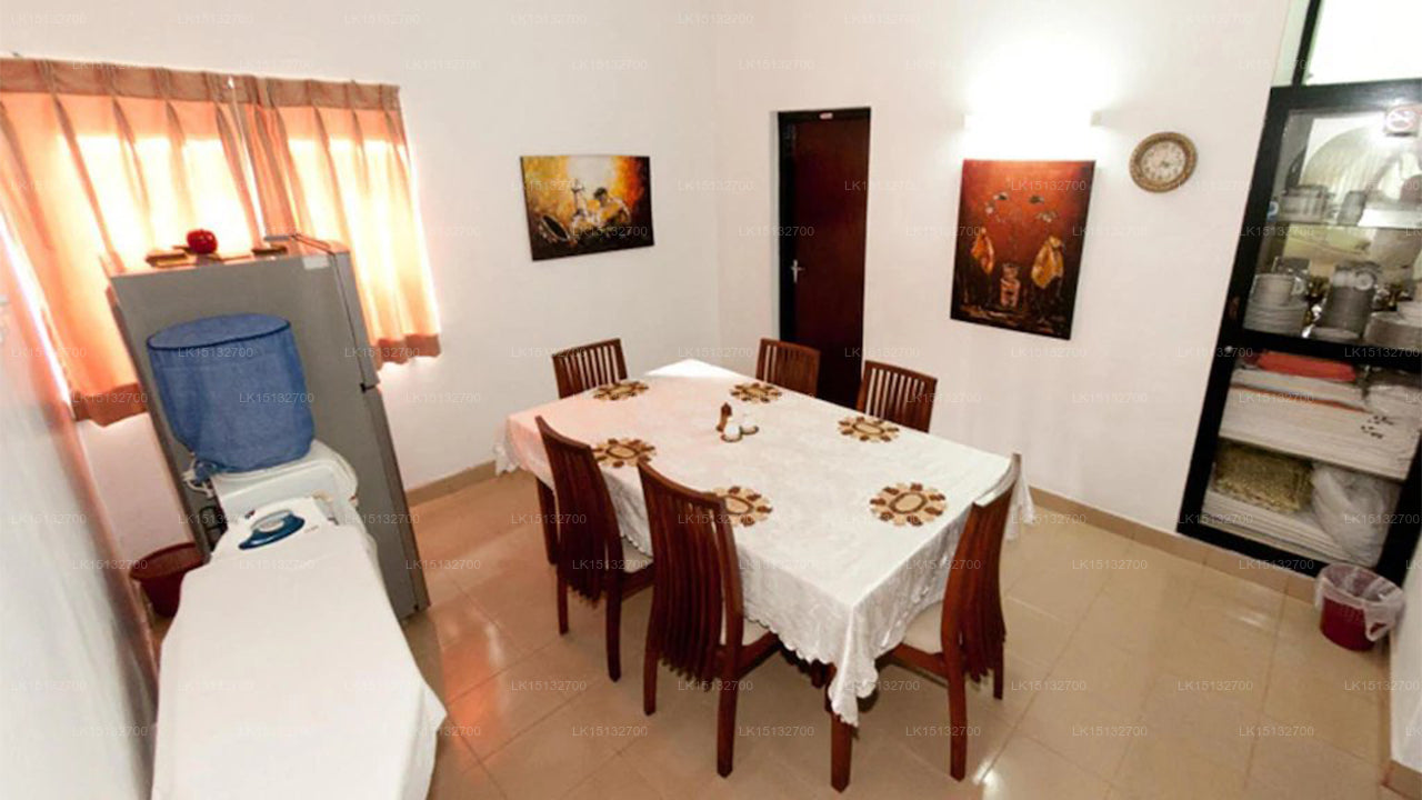 Omni Holiday Bungalow, Mount Lavinia