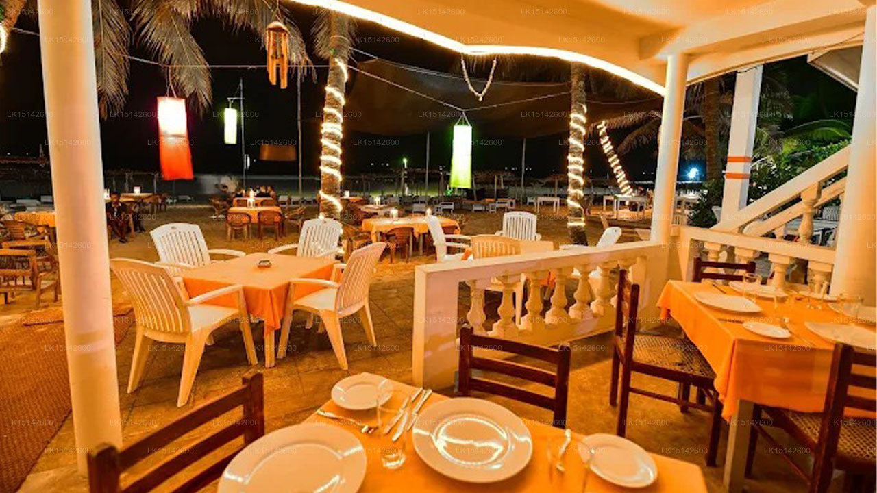 International Beach Hotel & Restaurant, Hikkaduwa