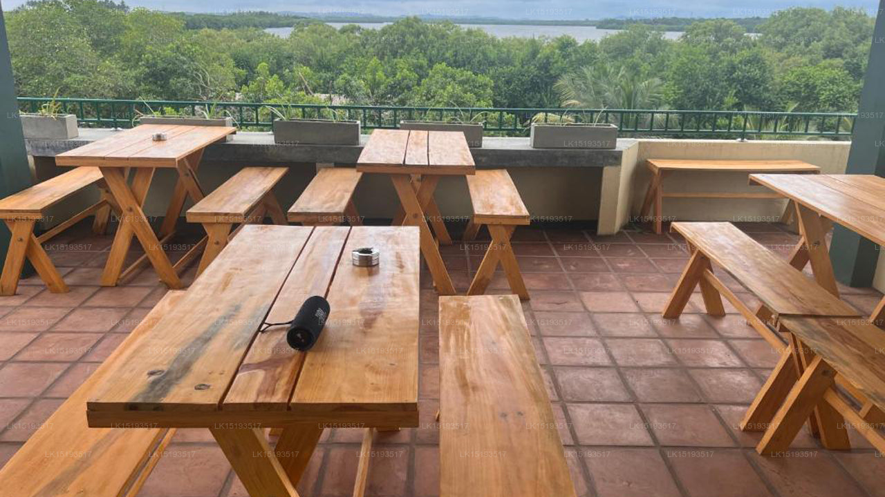 AT ONE - with Nature Glamping Resort, Rekawa