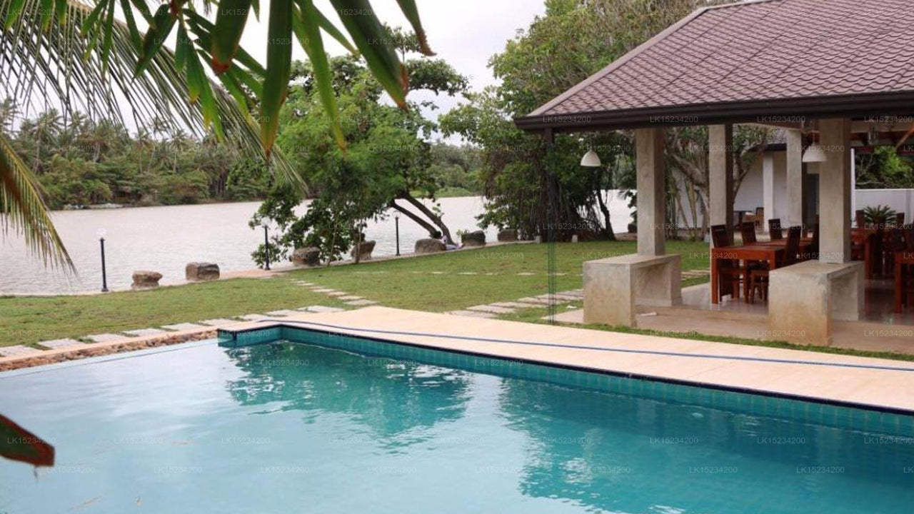 Vaaya Beach Hotel, Negombo