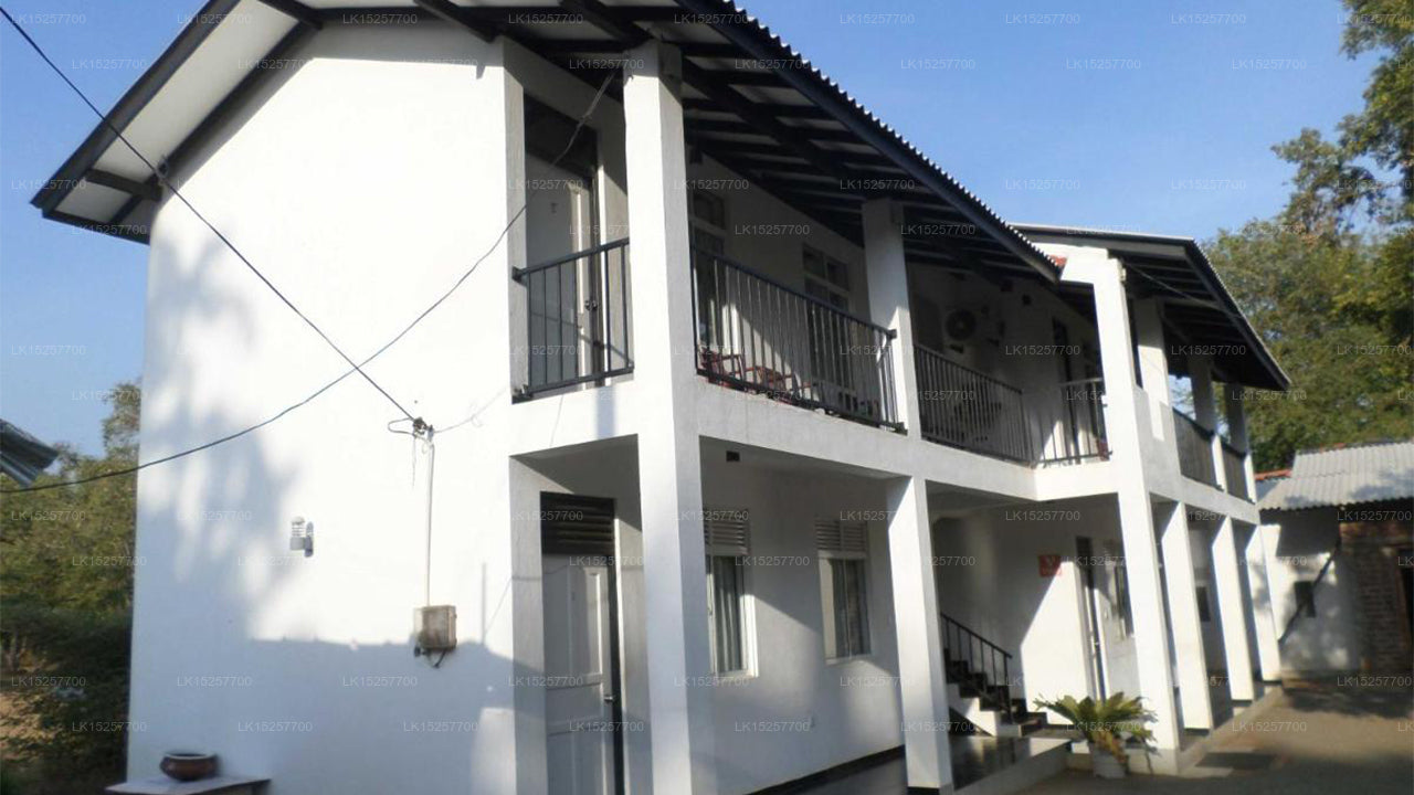 Romana Rest Yala Safari, Kataragama