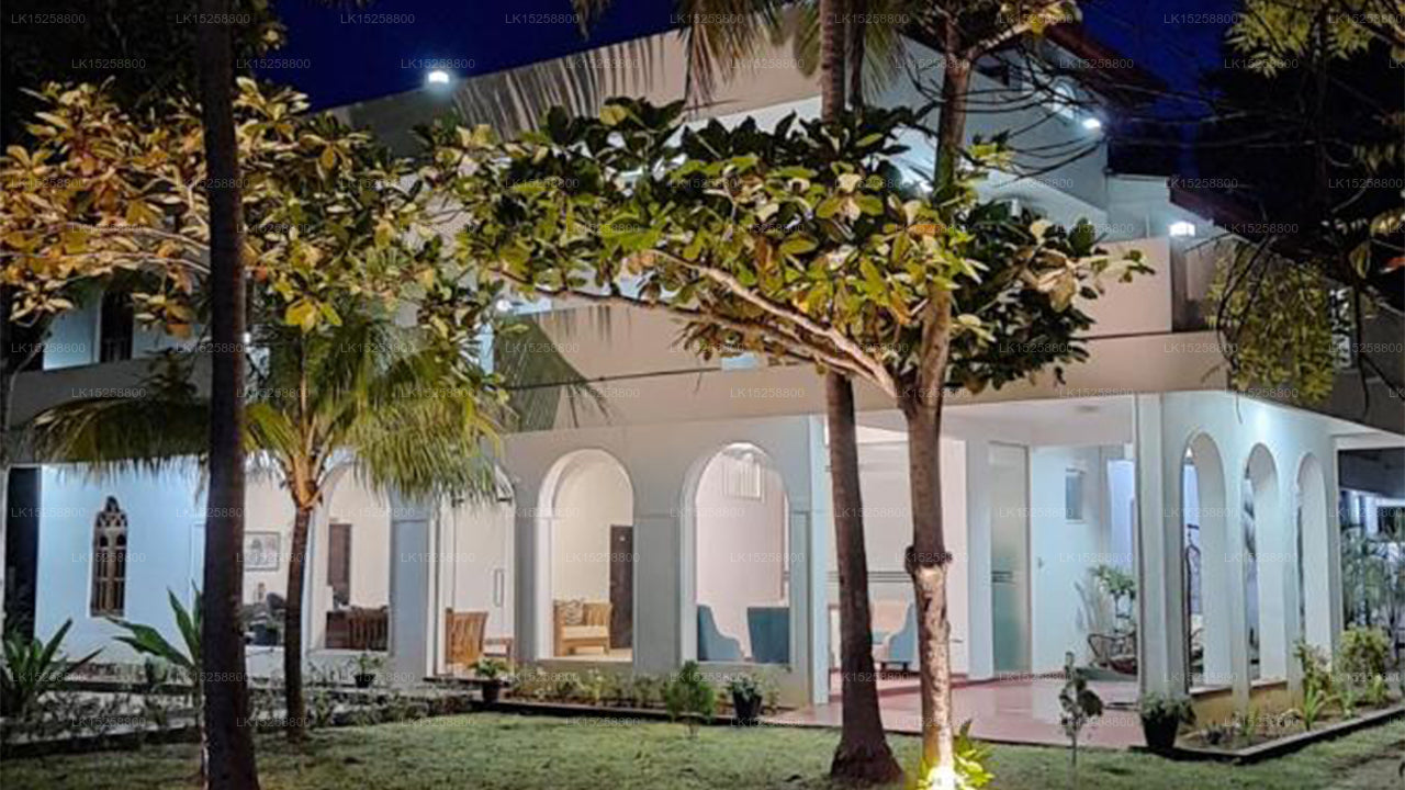 Blue Anchor Resort, Trincomalee