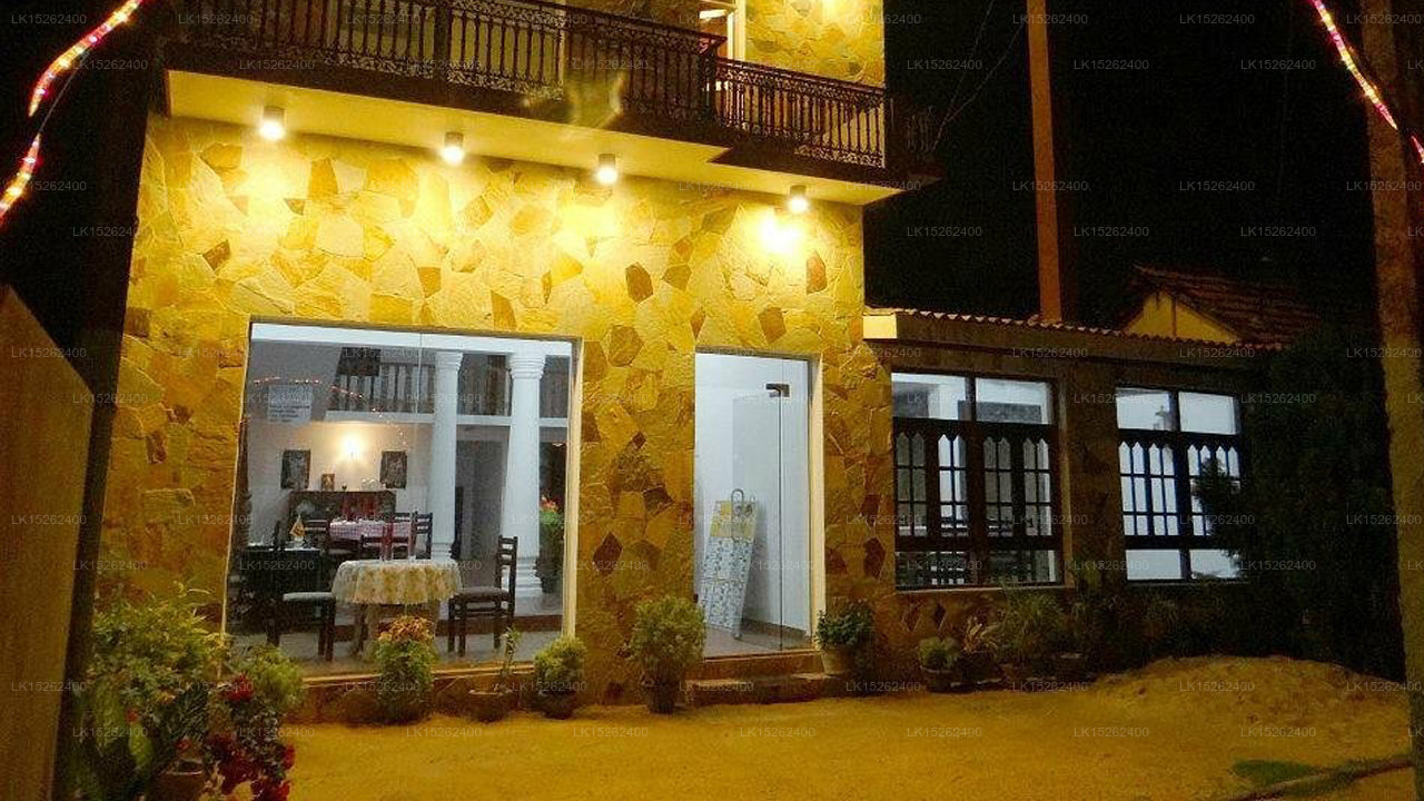 Negombo Travellers Inn, Negombo
