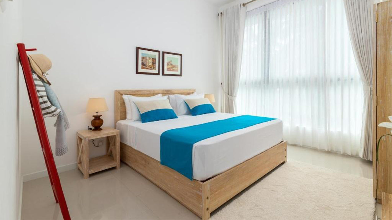 Oceanfront Condo by the Beach, Galle