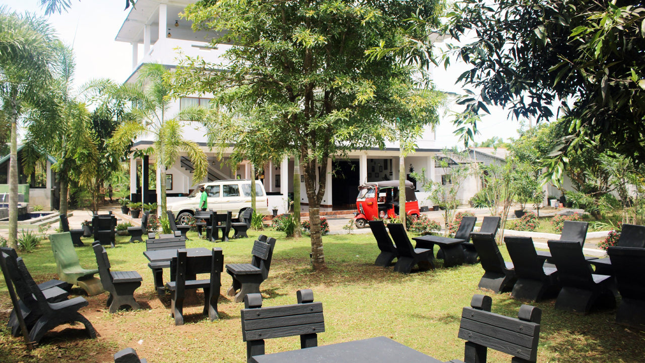 Grand Palace Hotel, Seeduwa