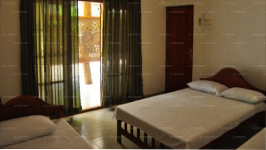 Ran Hiru Family Bungalow, Minneriya
