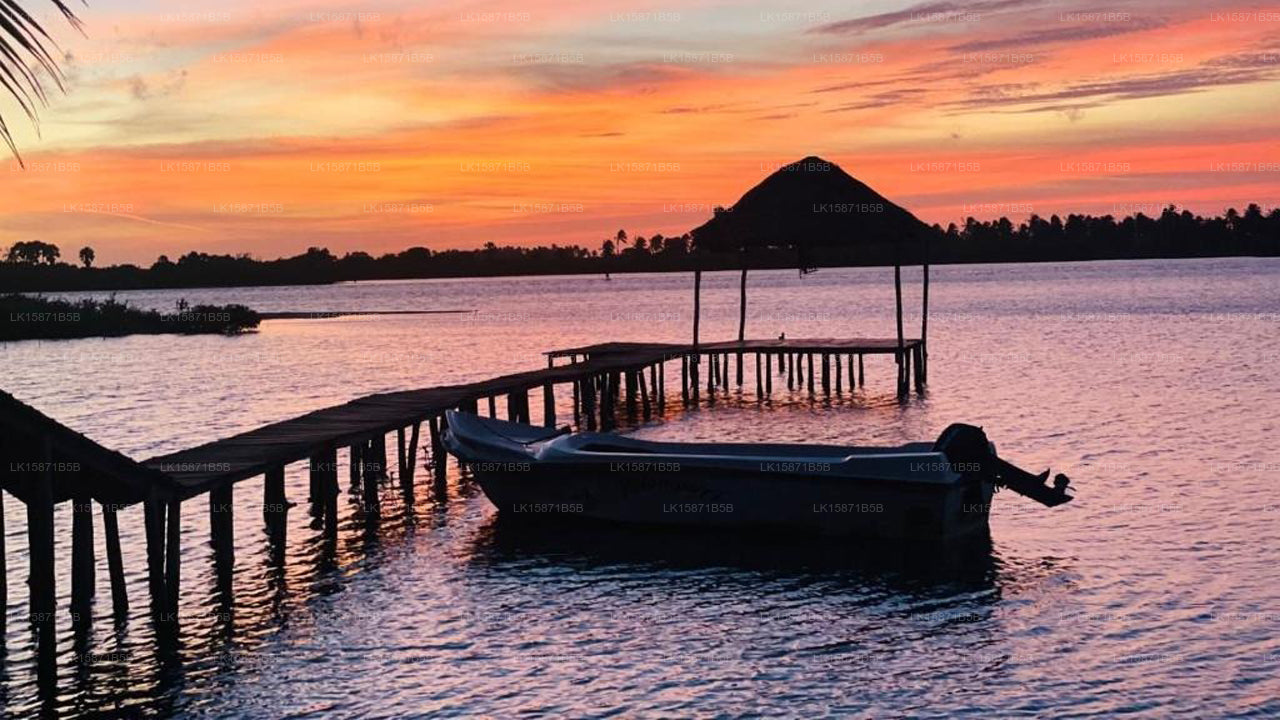 Valampuri Kitesurfing Resort Kalpitiya