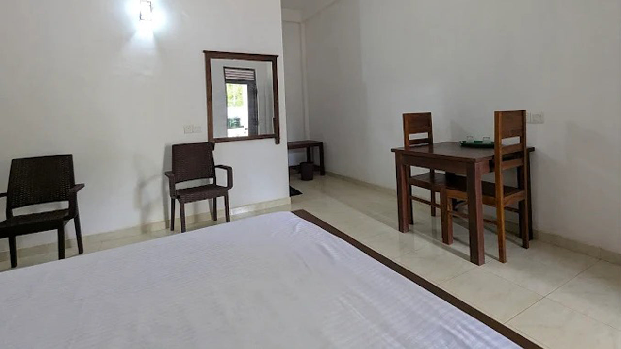 Sandalla guest, Habarana