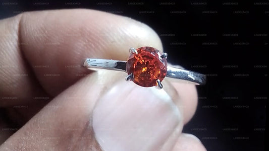 गैले से पारंपरिक रत्न और आभूषण कार्यशाला