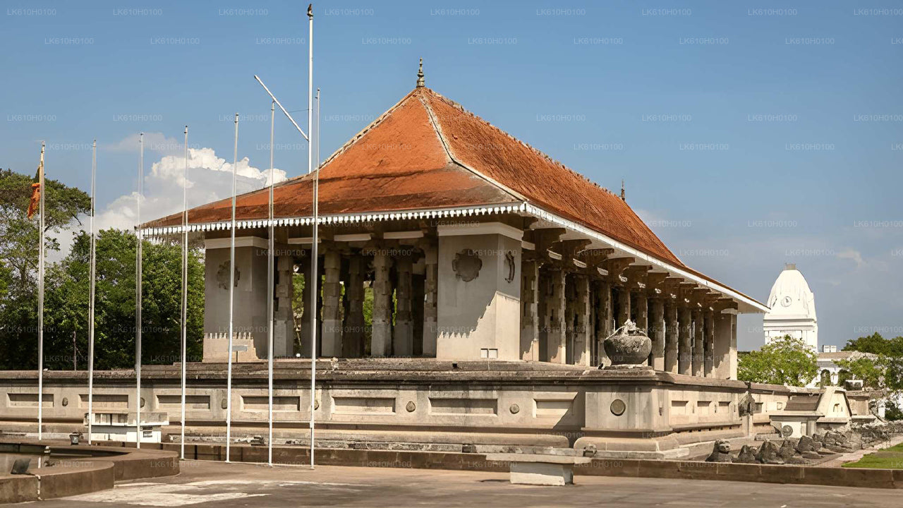 अहुंगल्ला से कोलंबो शहर का दौरा