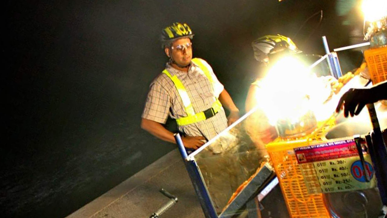 कोलंबो से स्ट्रीटफूड साइकिलिंग टूर