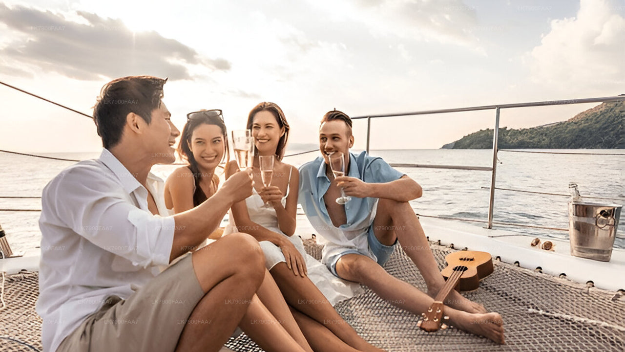 3-Hour Private Sunset Cruise from Pasikuda