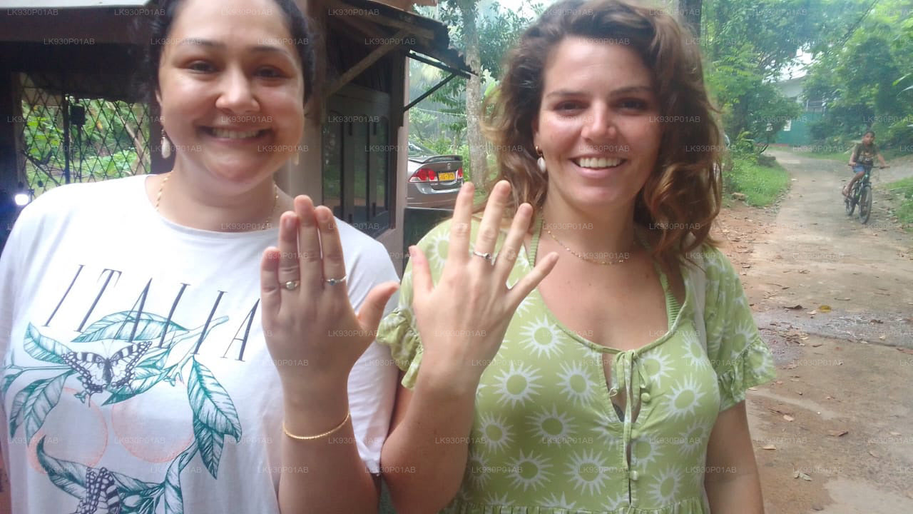 मिरिसा से रत्न और आभूषण कार्यशाला