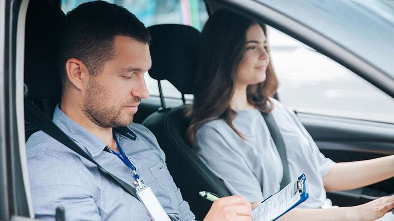 विदेशियों के लिए अस्थायी ड्राइविंग लाइसेंस