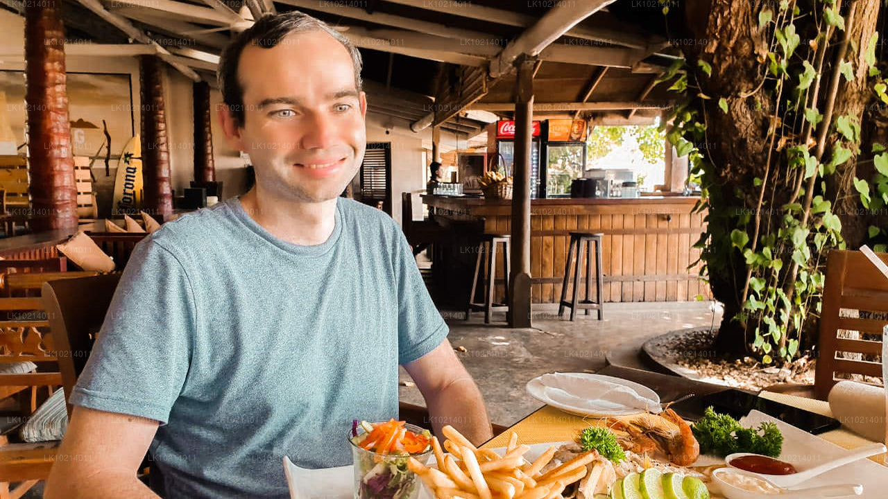 बेंटोटा से अहंगामा और मिरिसा (2 दिन)