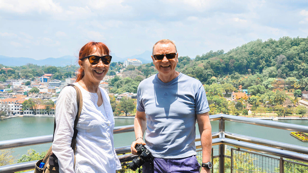 नेगोम्बो से पहाड़ियों की संस्कृति (2 दिन)