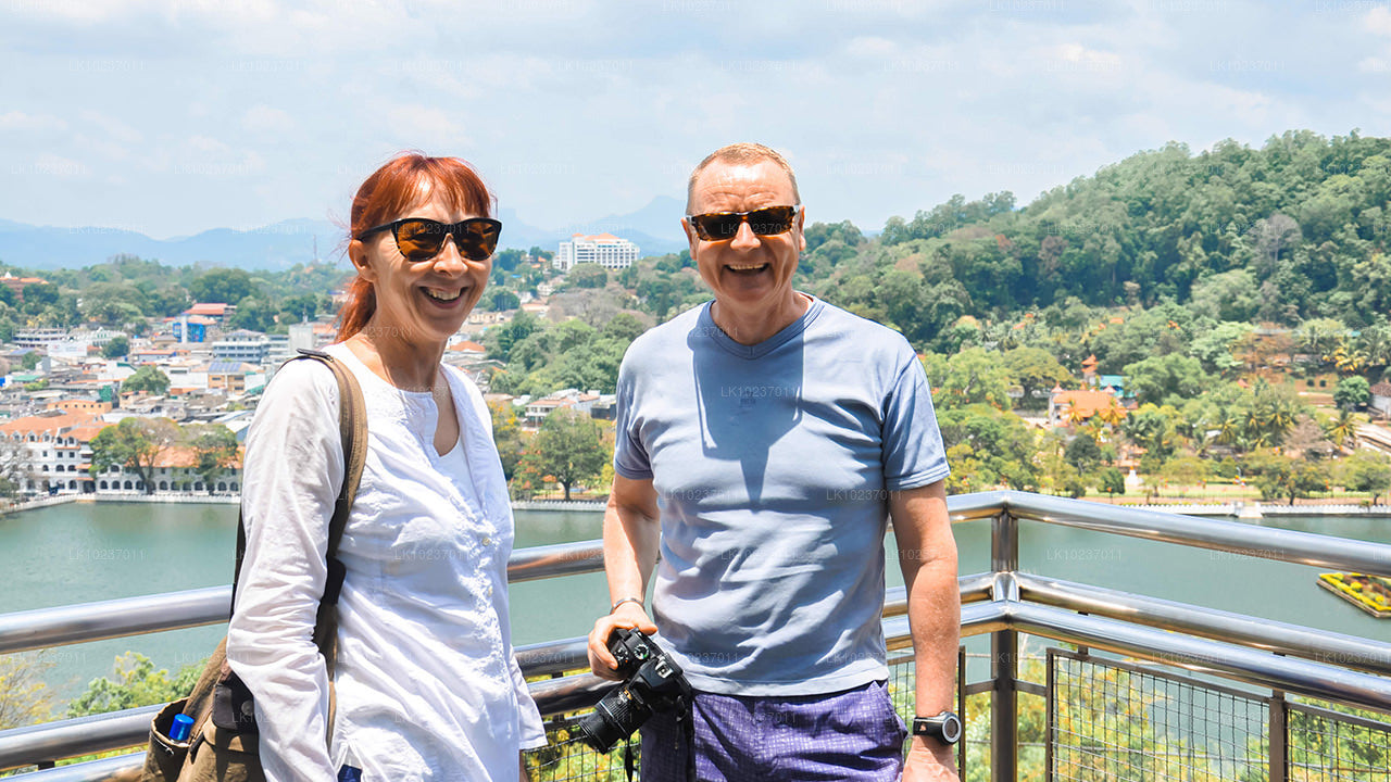 गॉल से पहाड़ियों की संस्कृति का दौरा (2 दिन)