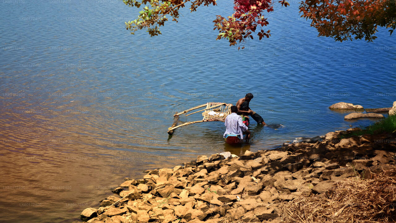 कैंडी से आदिवासी गाँव का दौरा