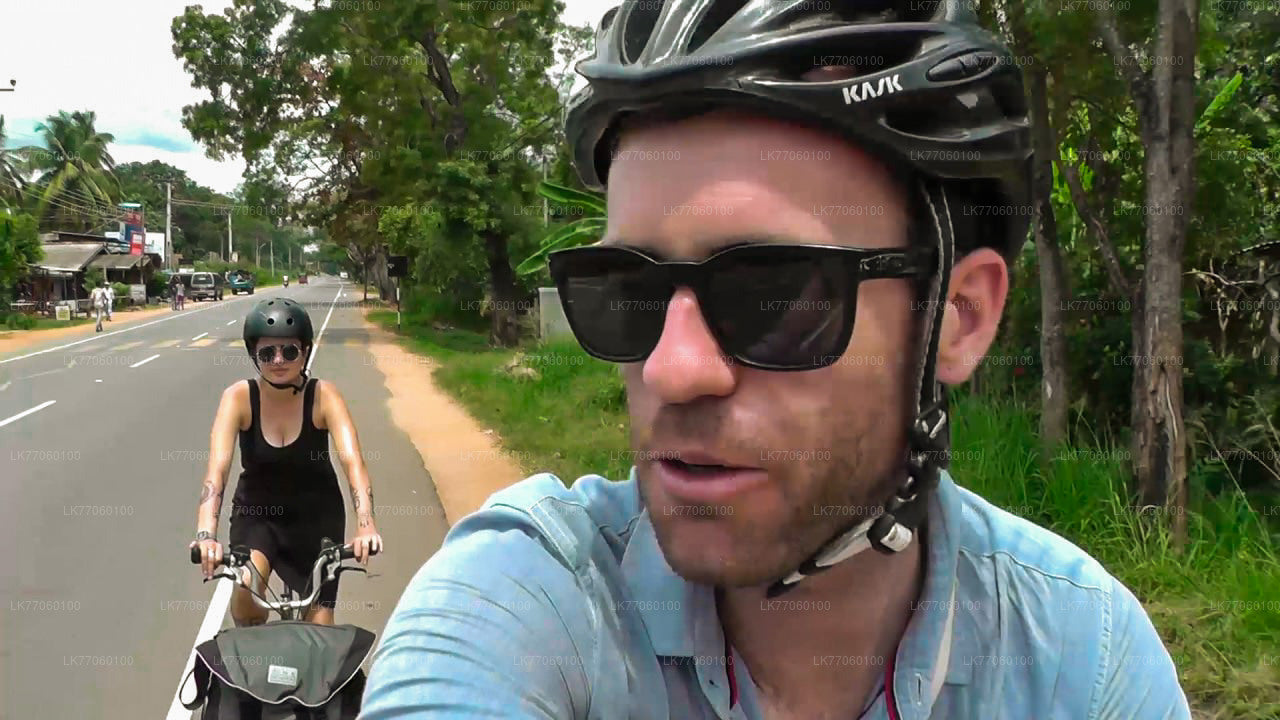 अनुराधापुरा से साइकिल यात्रा