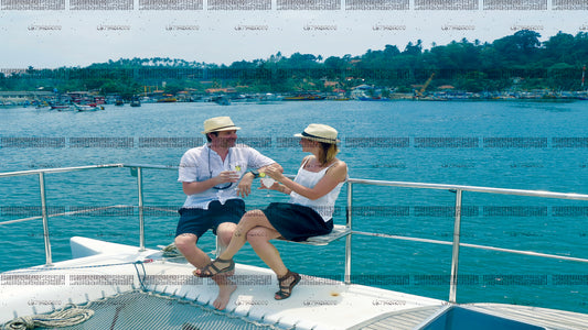 मिरिसा में 2 रात की क्रूज़ छुट्टी